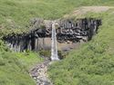  Svartifoss, der schwarze Wasserfall 